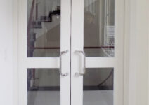 Tại sao nên chọn mua cửa kính chống cháy tại  Thành Tiến?